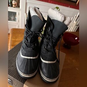 Sorel CARIBOU™ Women's Waterproof Boot Size 6.5